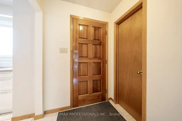 Additional image 38 of 580 Renforth Dr Unit 52