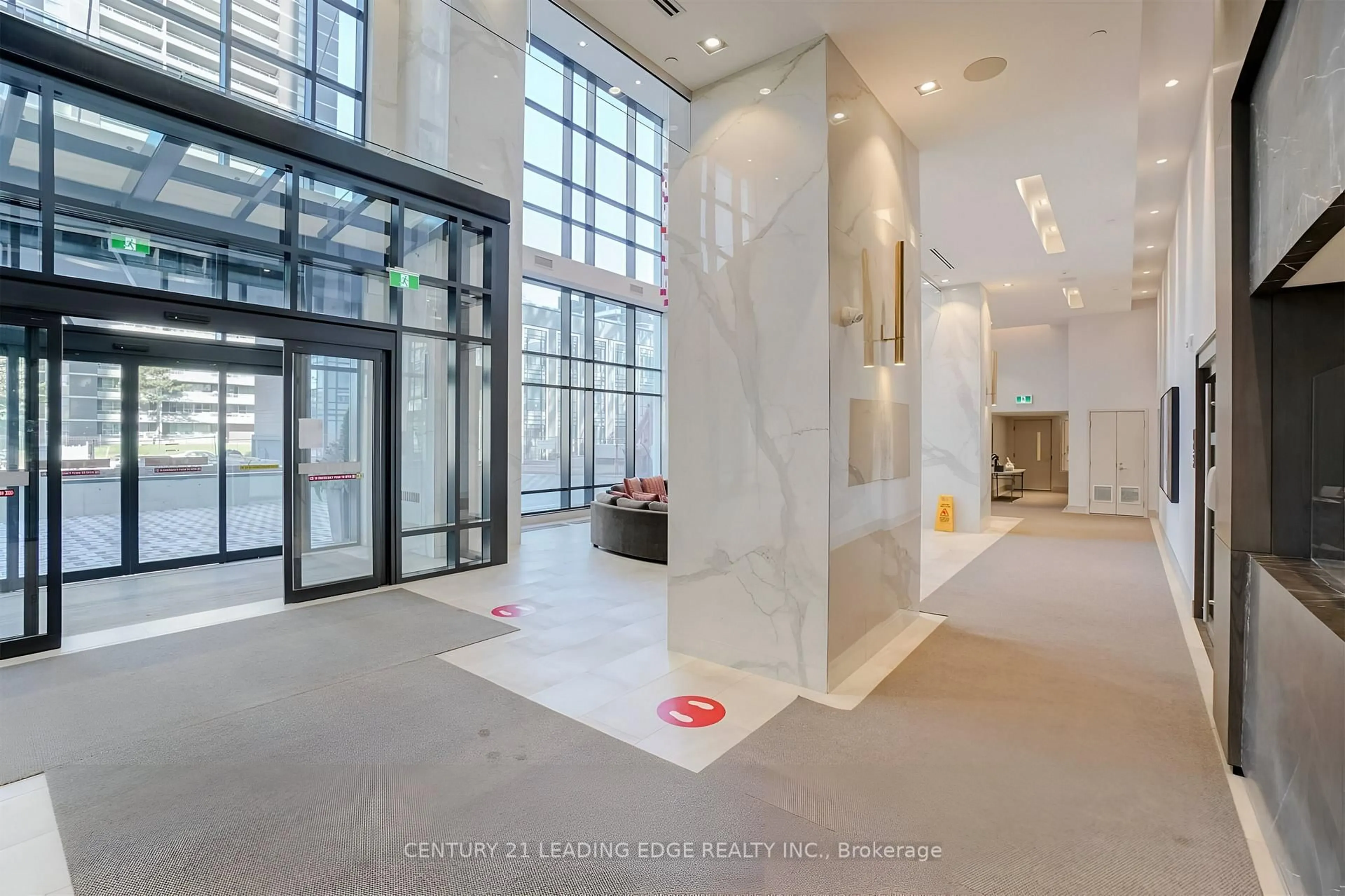 Indoor foyer for 7 MABELLE Ave #3807, Toronto Ontario M9A 0C9