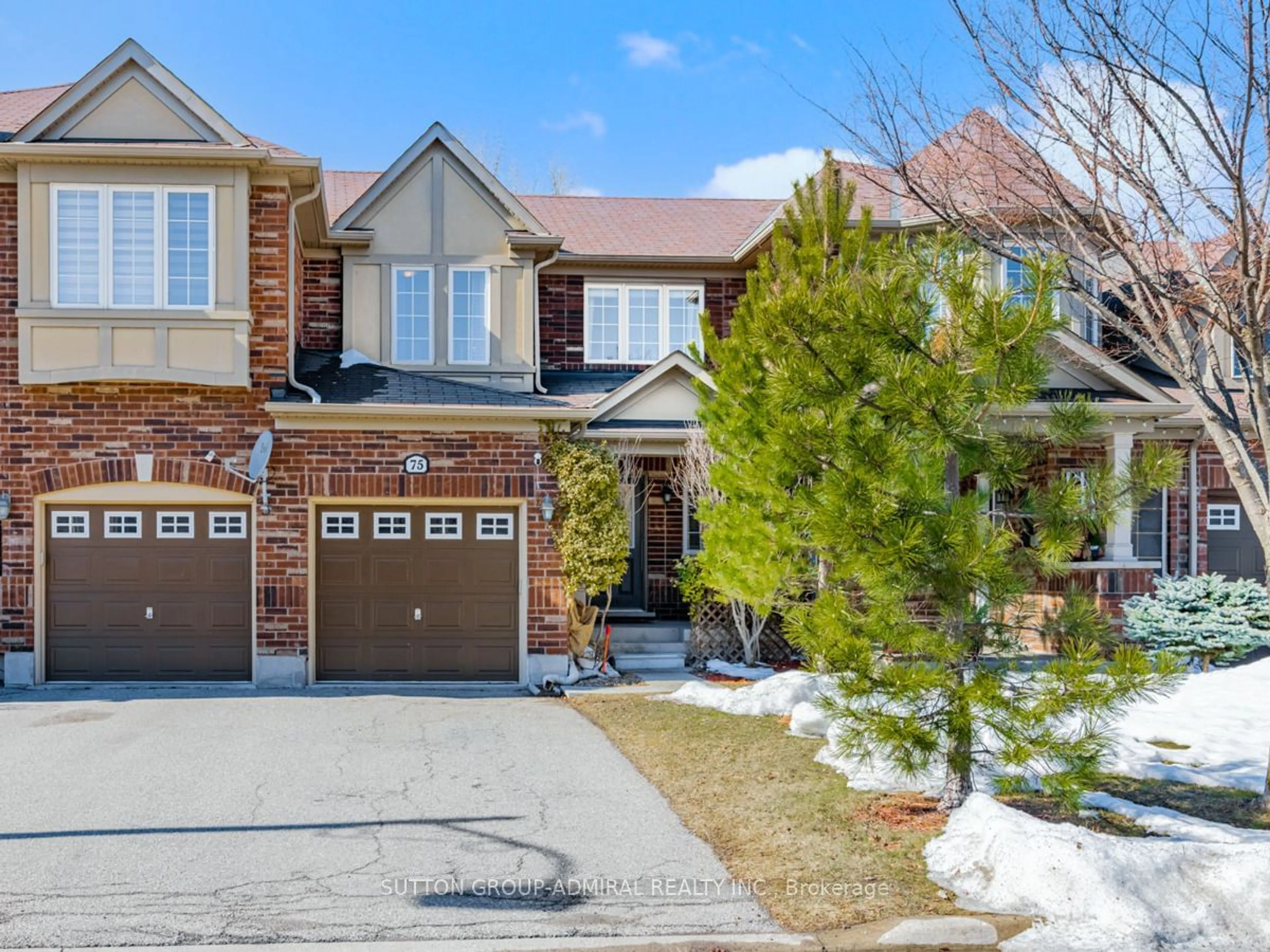 Home with brick exterior material, street for 75 McCandless Crt, Milton Ontario L9T 2C4