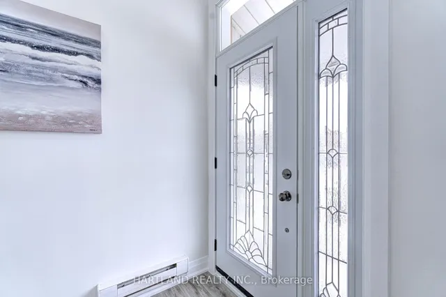 Additional property image - 4124 Dursley Cres