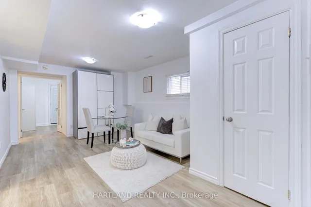 Additional property image - 4124 Dursley Cres