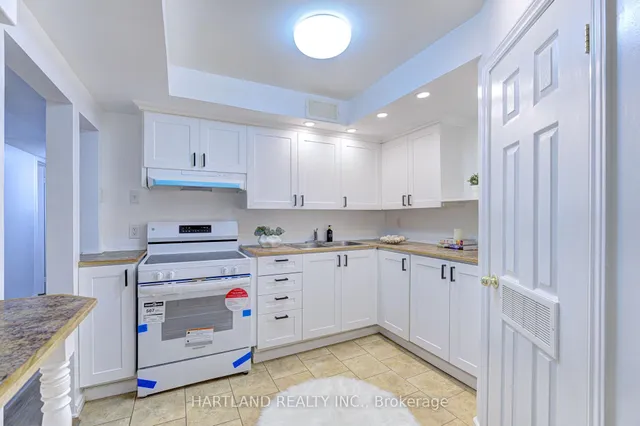 Additional property image - 4124 Dursley Cres