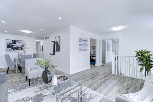 Additional property image - 4124 Dursley Cres