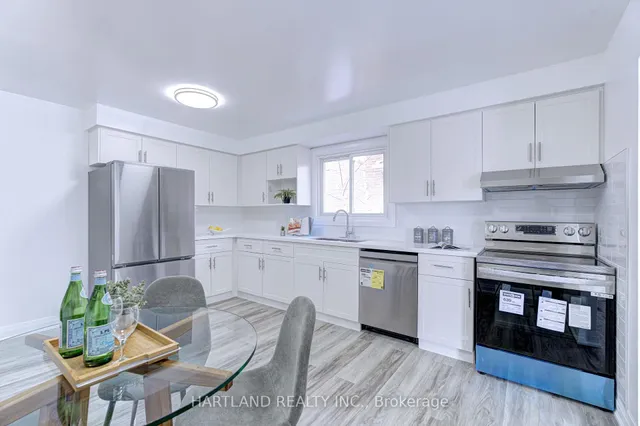 Additional property image - 4124 Dursley Cres