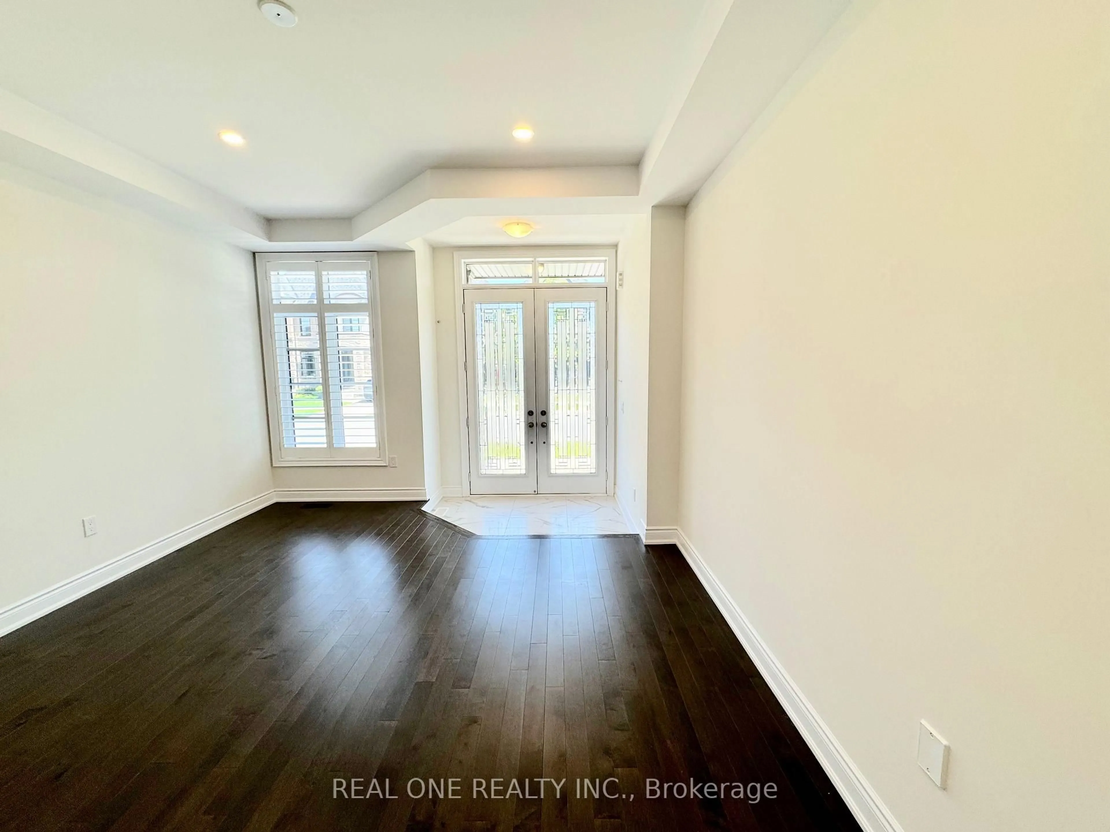 A pic of a room for 2459 Saw Whet Blvd, Oakville Ontario L6M 5L4