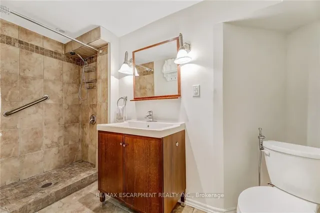 Additional property image - 2430 ALDER Dr