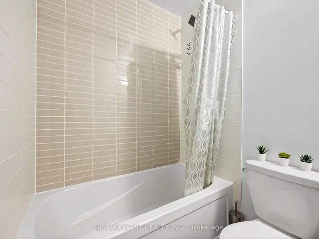 Additional property image - 25 Neighbourhood Lane Unit 206