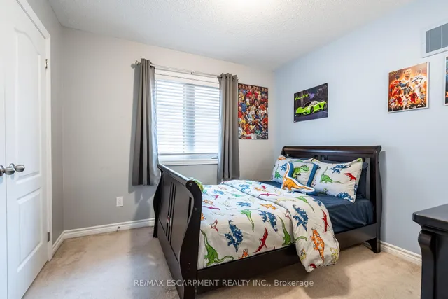 Additional property image - 1327 Ruddy Cres