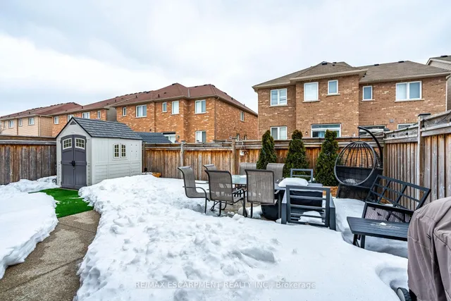 Additional property image - 1327 Ruddy Cres