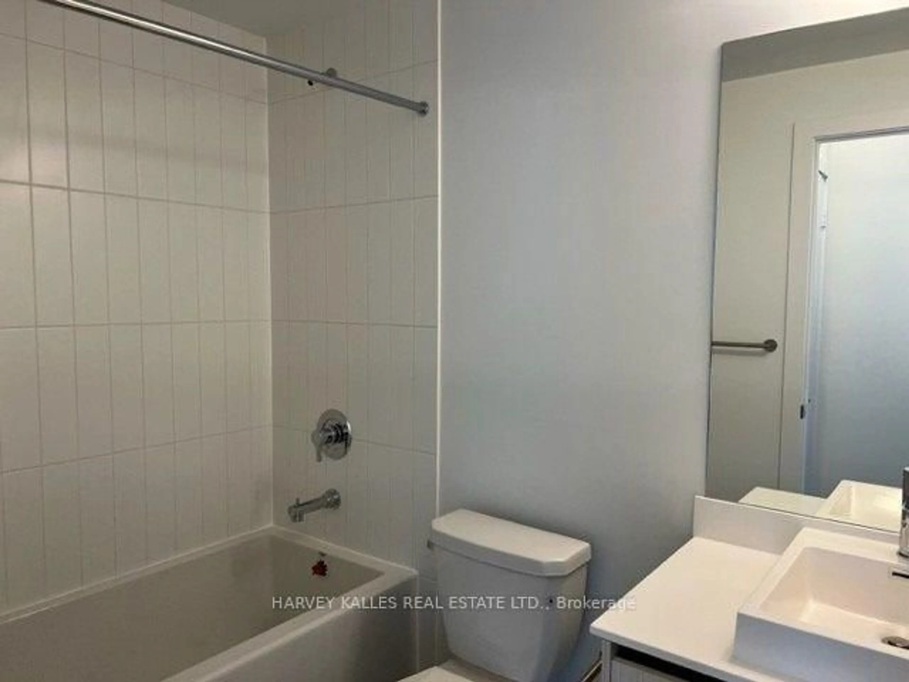 Standard bathroom, unknown for 251 Manitoba St #1511, Toronto Ontario M8Y 0C7