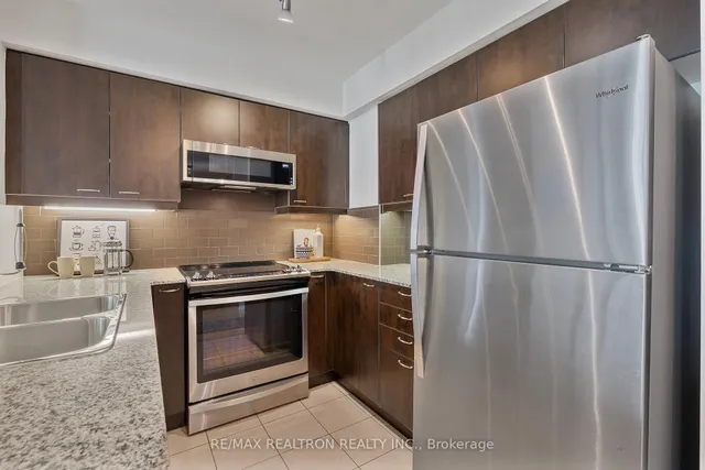 Additional property image - 1403 Royal York Rd Unit 508
