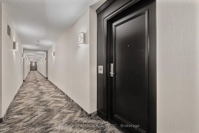 Additional property image - 1403 Royal York Rd Unit 508