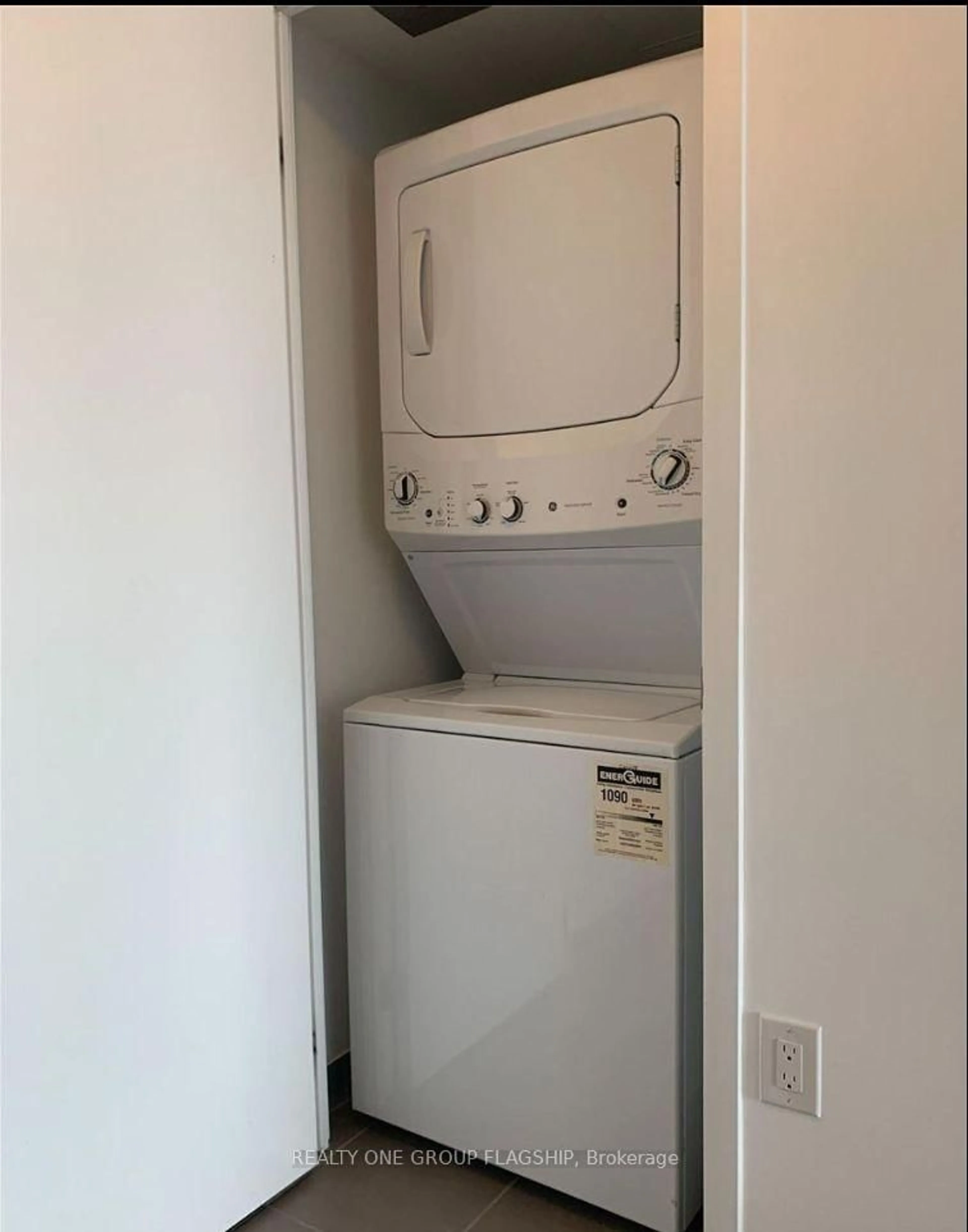 Laundry room for 830 Lawrence Ave #2508, Toronto Ontario M6A 0A2