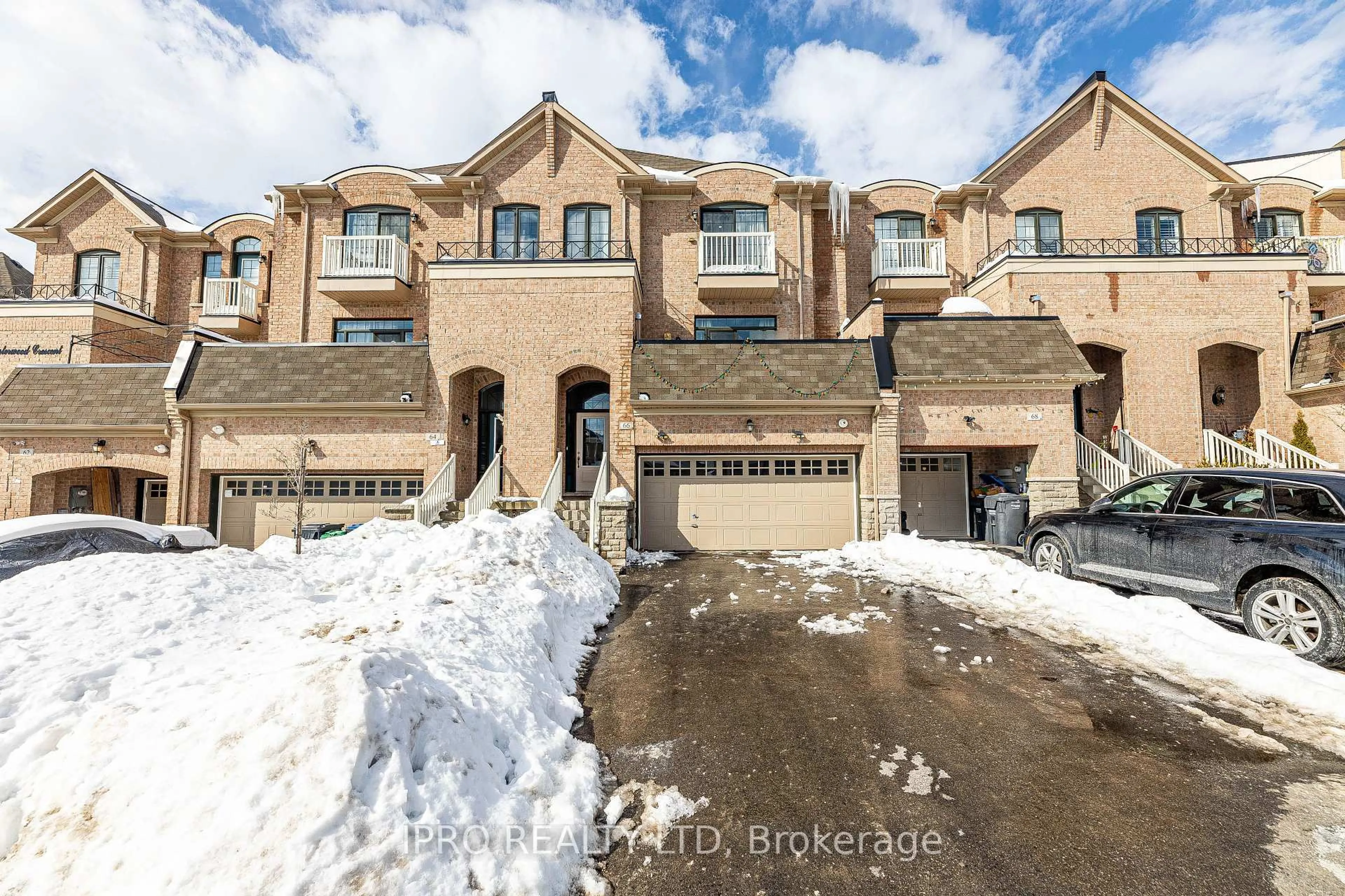 Unknown for 66 Chesterwood Cres, Brampton Ontario L6Y 0Z4