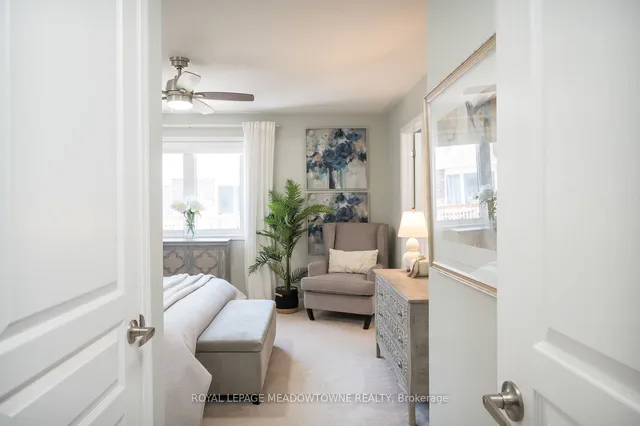 Additional property image - 465 Tyrone Cres