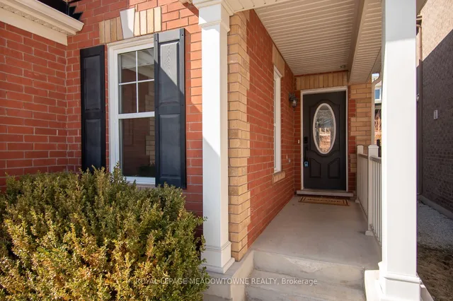 Additional property image - 465 Tyrone Cres
