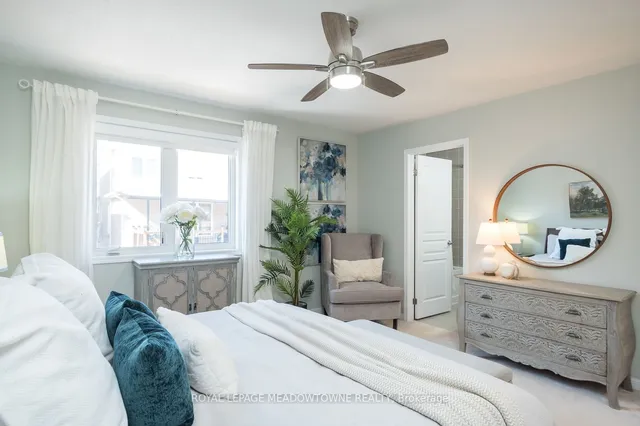 Additional property image - 465 Tyrone Cres