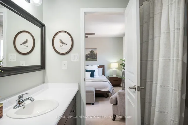 Additional property image - 465 Tyrone Cres
