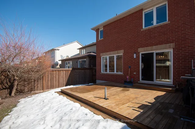 Additional property image - 465 Tyrone Cres