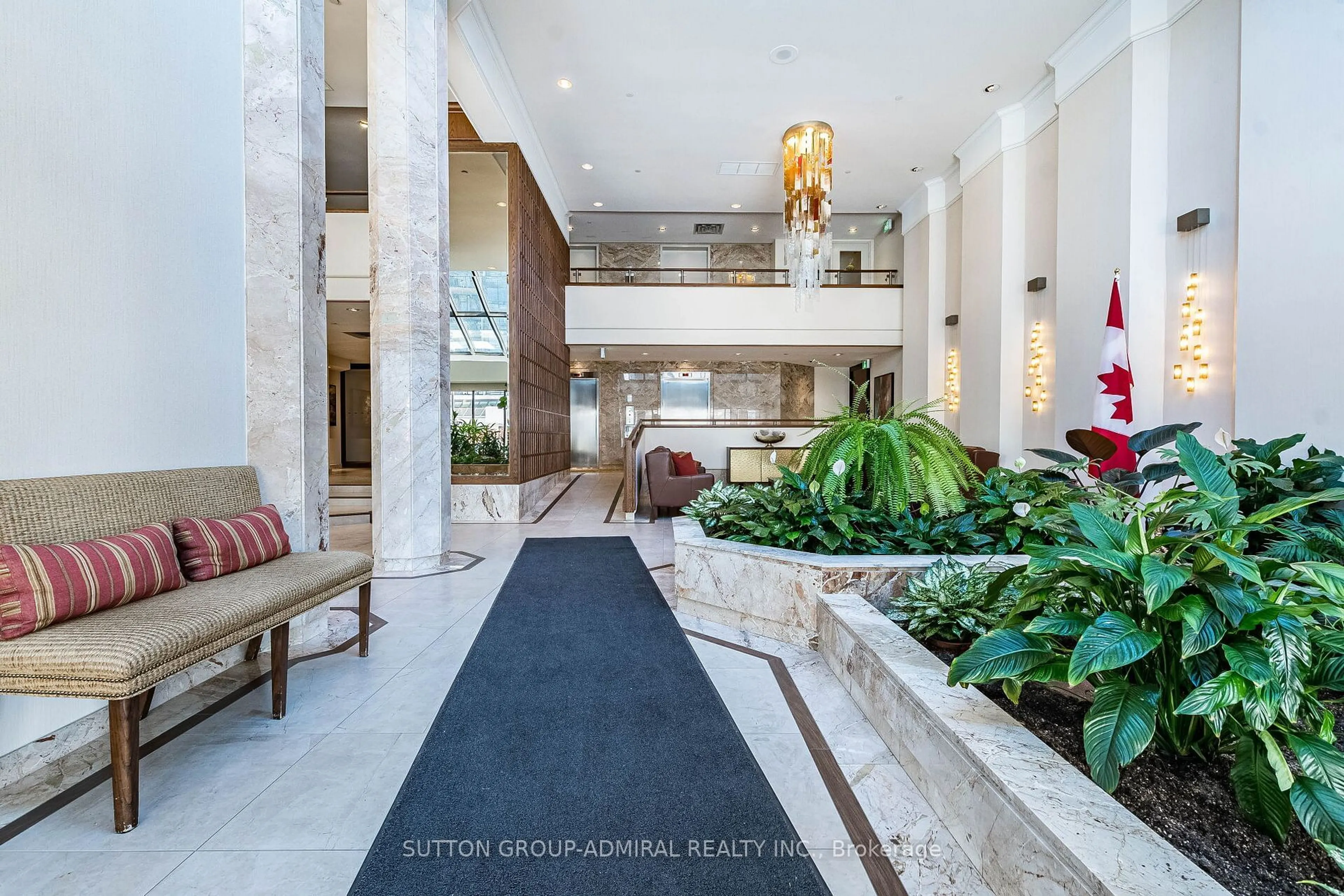 Lobby for 2170 Marine Dr #2105, Oakville Ontario L6L 5V1