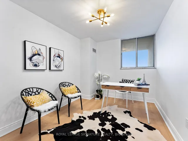 Additional property image - 812 Burnhamthorpe Rd Unit 607