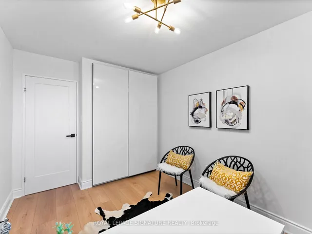 Additional property image - 812 Burnhamthorpe Rd Unit 607