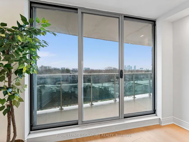 Additional property image - 812 Burnhamthorpe Rd Unit 607