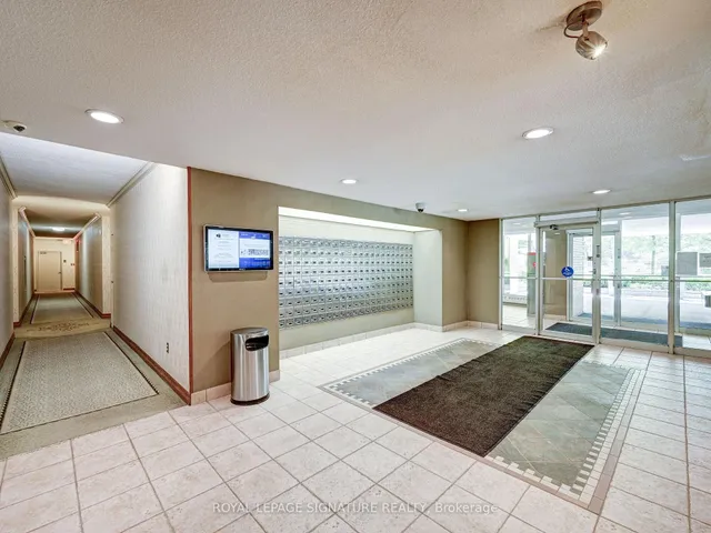 Additional property image - 812 Burnhamthorpe Rd Unit 607