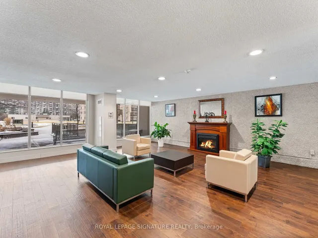 Additional property image - 812 Burnhamthorpe Rd Unit 607