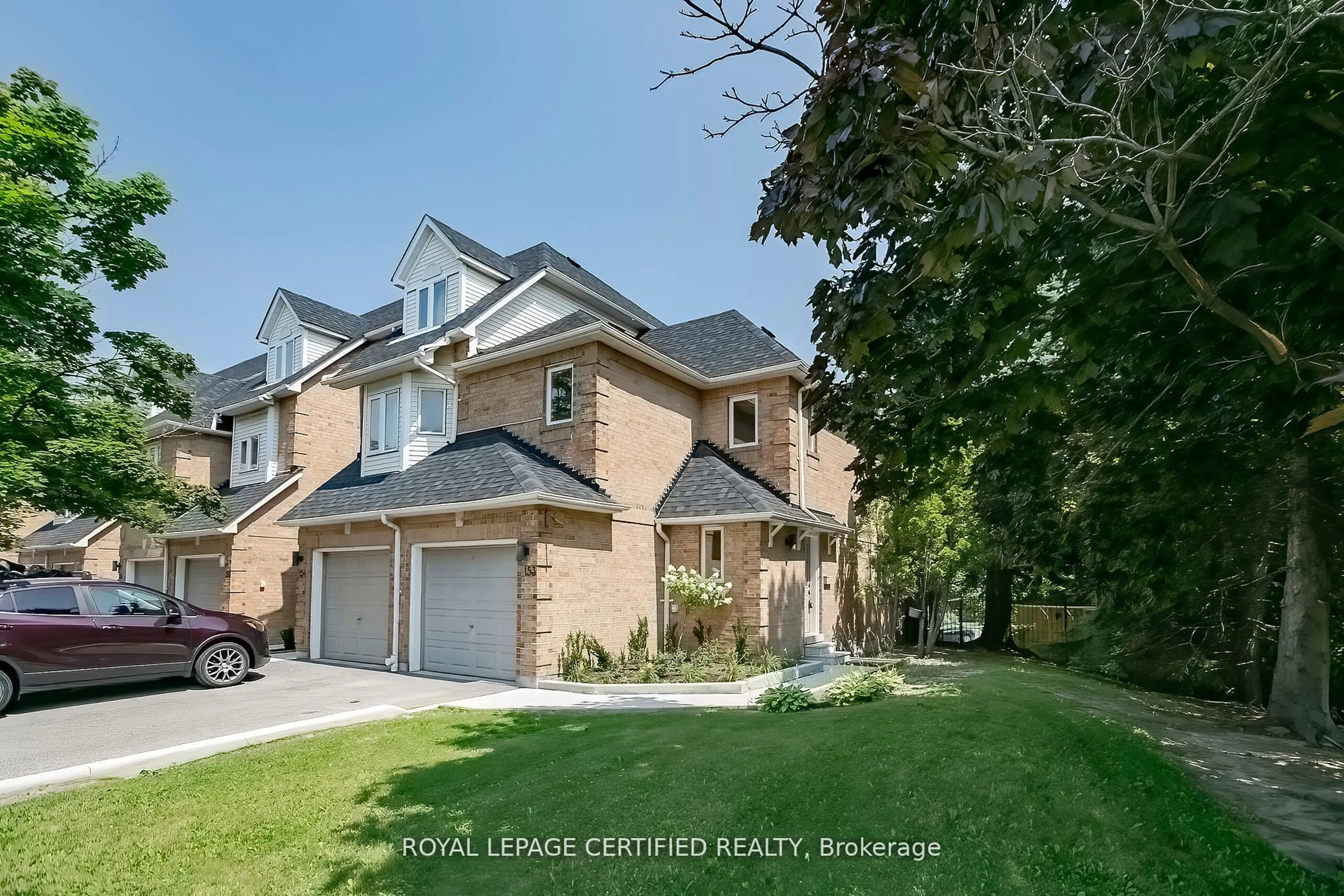 Home with brick exterior material, street for 99 Bristol Rd #153, Mississauga Ontario L4Z 3P4