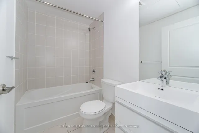 Additional property image - 15 Zorra St Unit 903