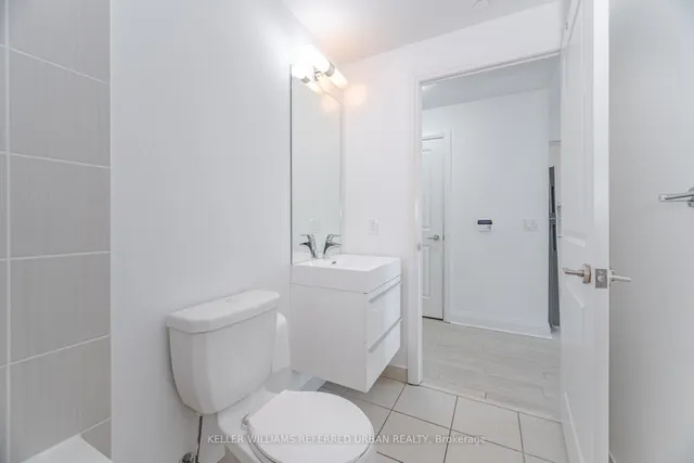 Additional property image - 15 Zorra St Unit 903