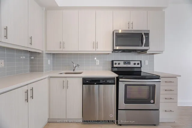 Additional property image - 15 Zorra St Unit 903