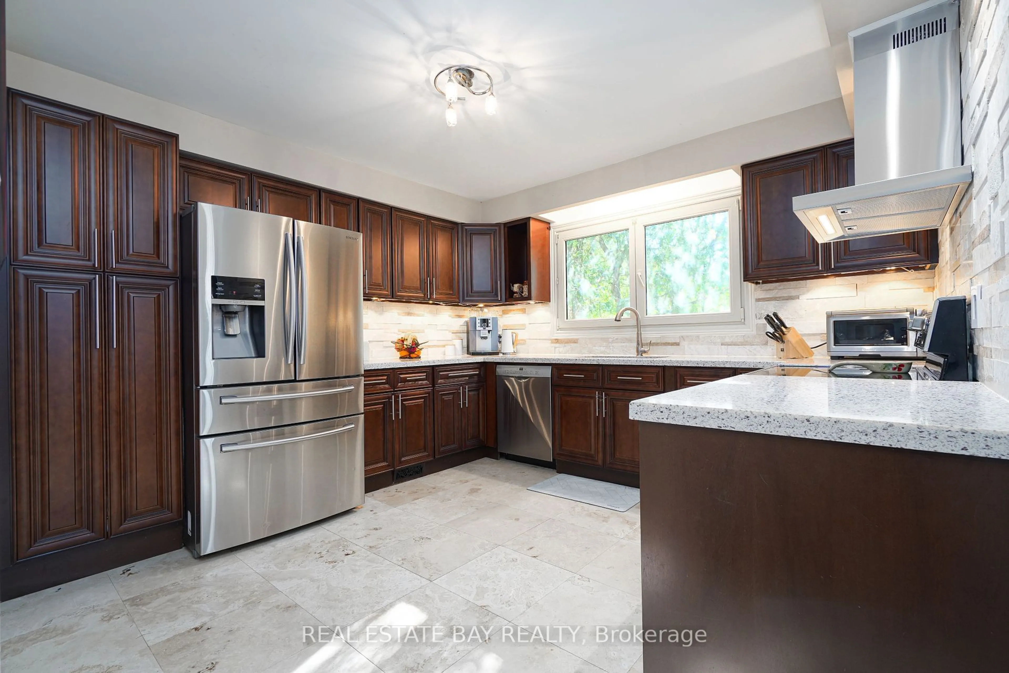 Contemporary kitchen, ceramic/tile floor for 220 Overton Pl, Oakville Ontario L6H 1E9