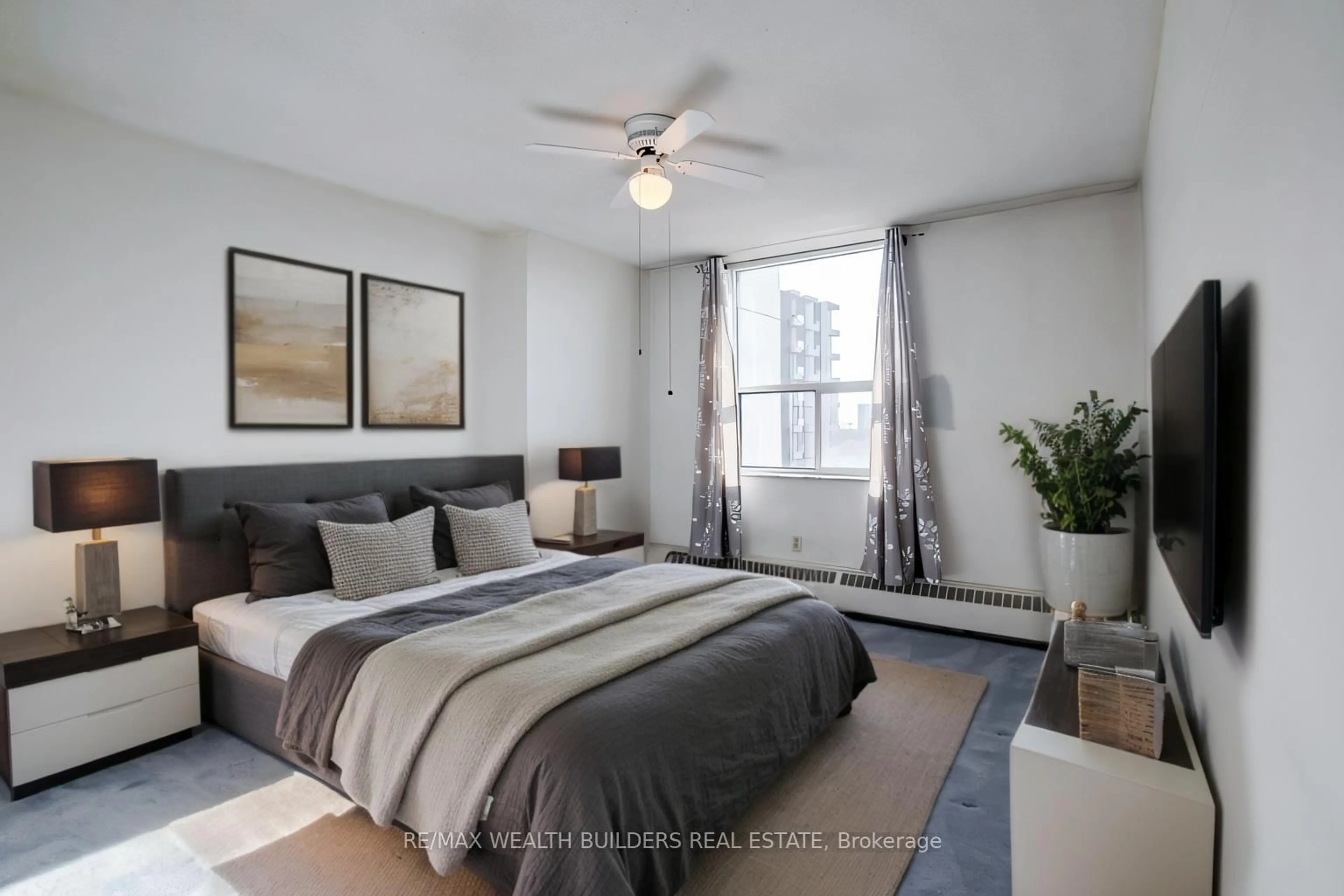 Bedroom with bed, unknown for 65 Southport St #810, Toronto Ontario M6S 3N6