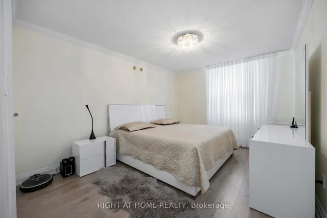Additional property image - 151 La Rose Ave Unit 807