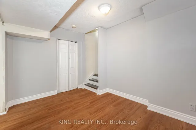 Additional property image - 6 Langdale Cres