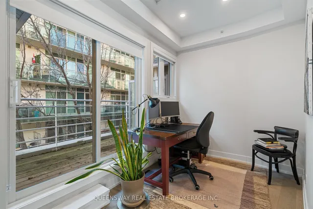 Additional property image - 2067 Lakeshore Blvd Unit TH 6