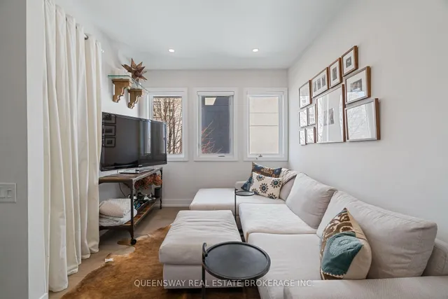 Additional property image - 2067 Lakeshore Blvd Unit TH 6