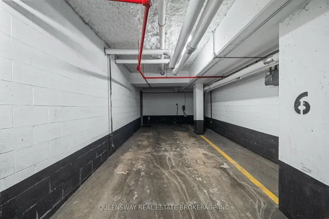 Additional property image - 2067 Lakeshore Blvd Unit TH 6