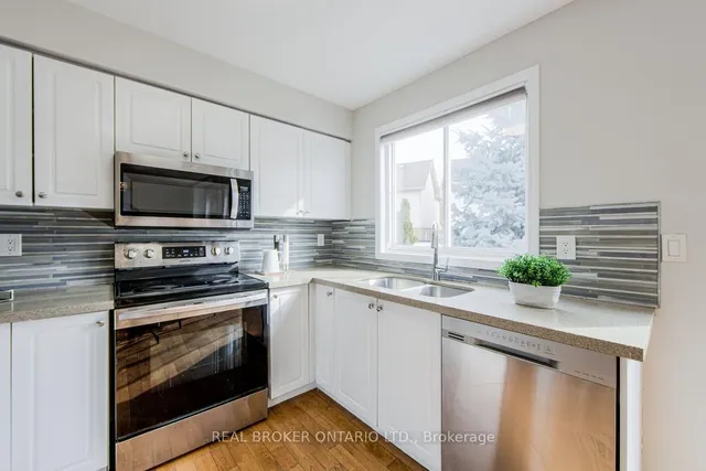 Additional property image - 5142 Bunton Cres