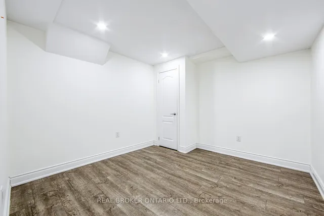 Additional property image - 5142 Bunton Cres