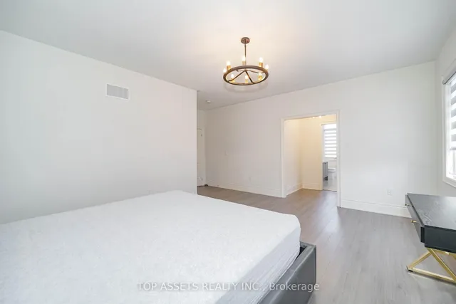 Additional property image - 1 Penlea Gate