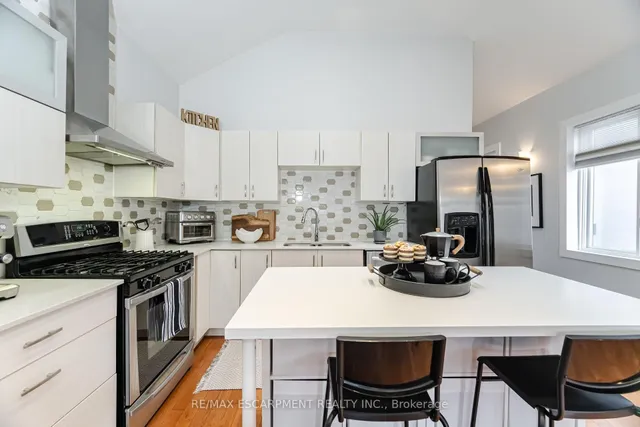 Additional property image - 25 Belgravia Ave
