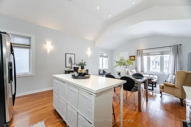 Additional property image - 25 Belgravia Ave