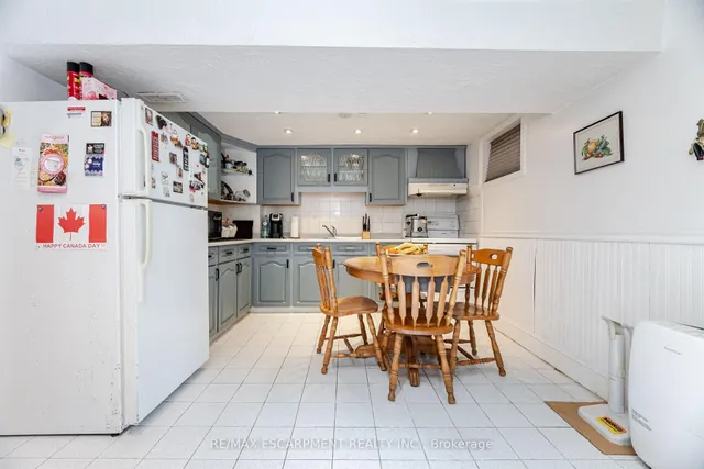 Additional property image - 25 Belgravia Ave