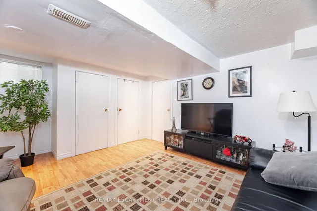 Additional property image - 25 Belgravia Ave