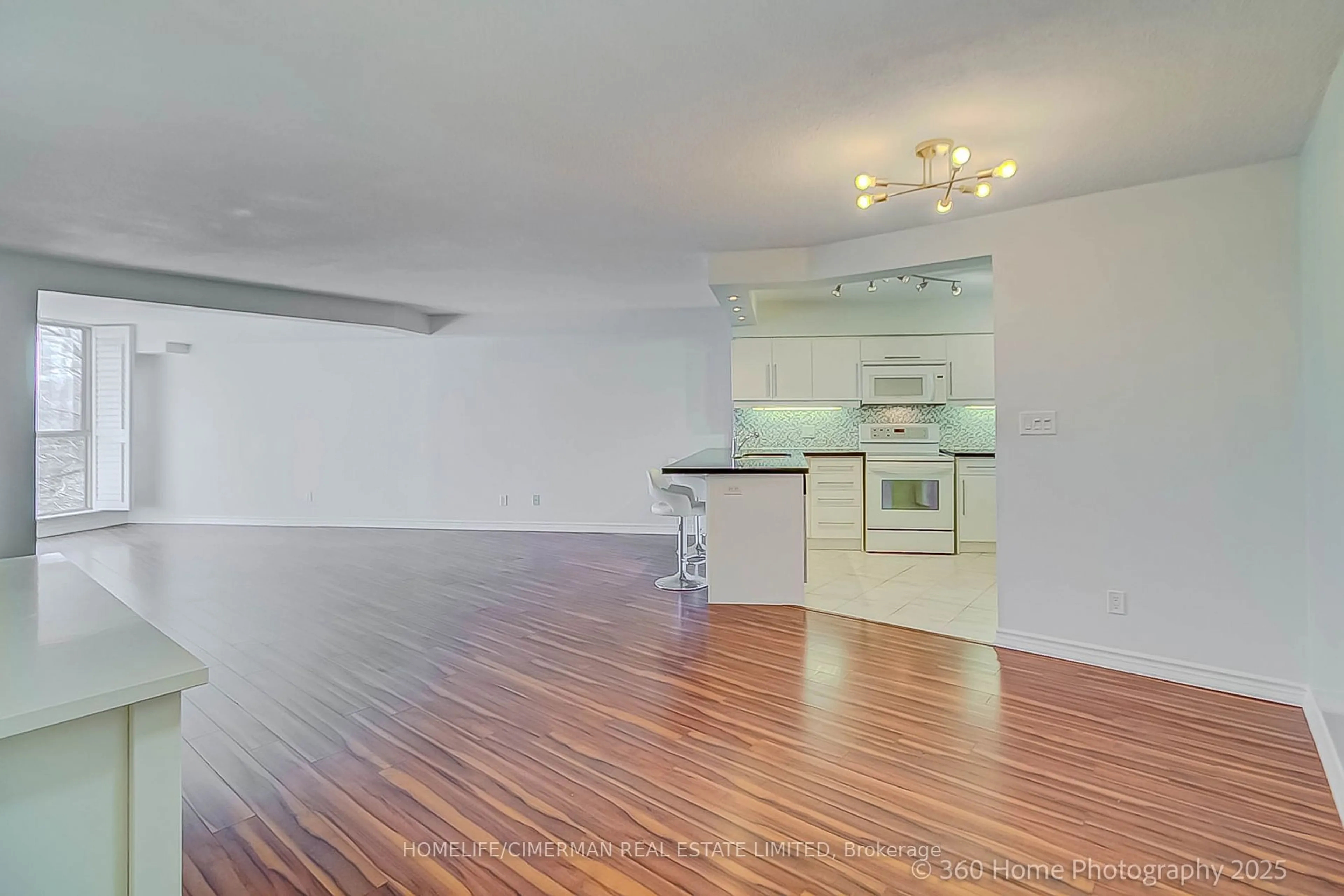 Open concept kitchen, unknown for 20 Southport St #413, Toronto Ontario M6S 4Y8