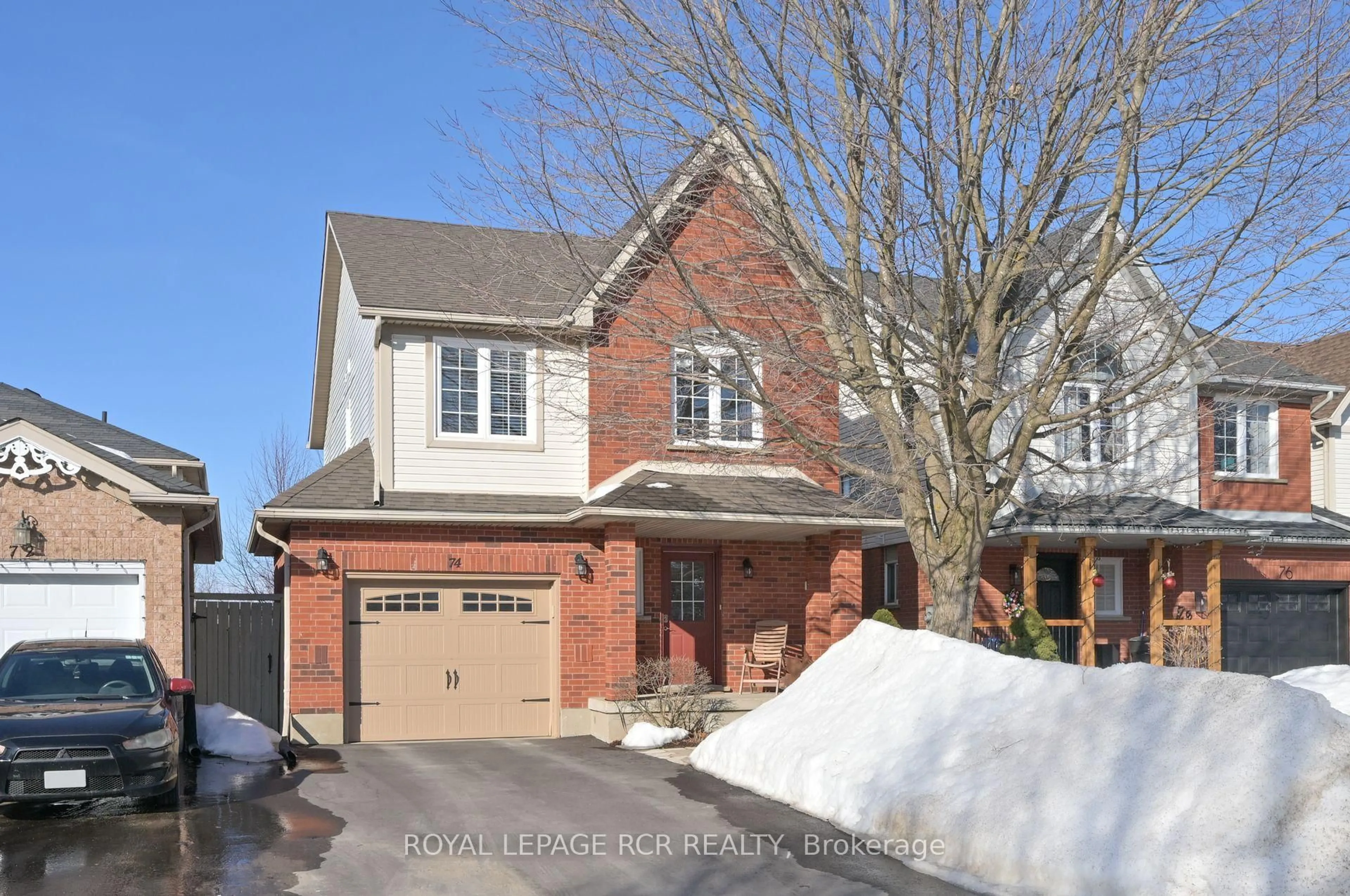 Home with brick exterior material, street for 74 Colbourne Cres, Orangeville Ontario L9W 5A9