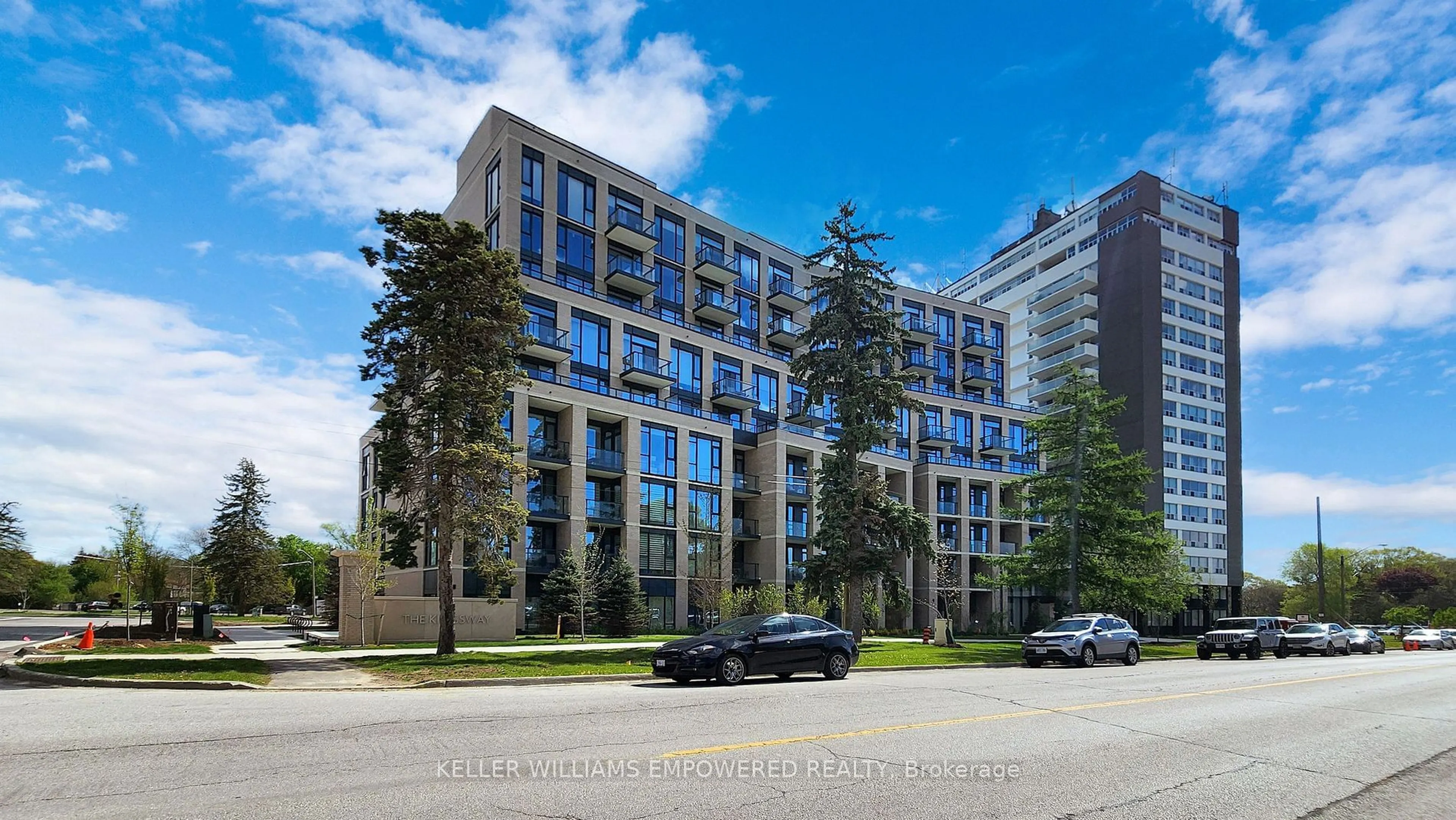 A pic from outside/outdoor area/front of a property/back of a property/a pic from drone, building for 293 The Kingsway #219, Toronto Ontario M9A 0E8